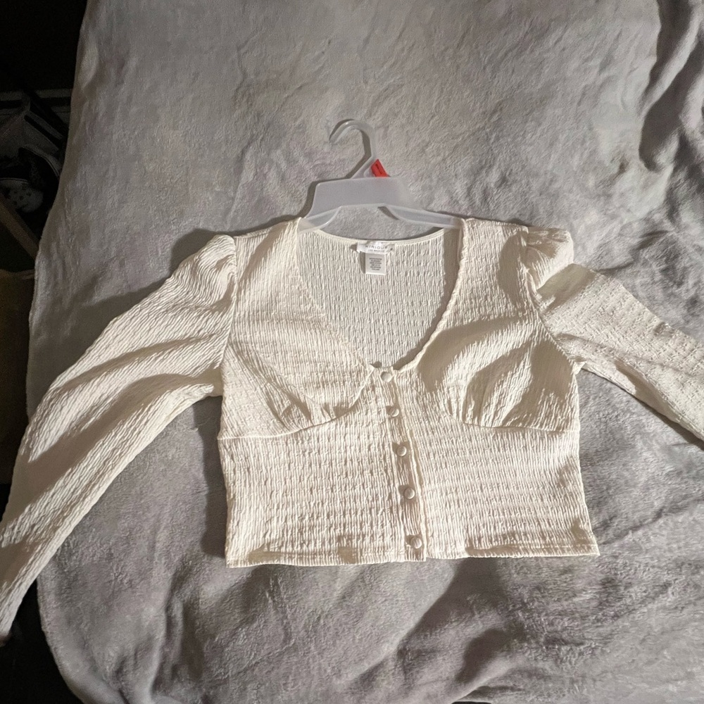 Button down long sleeve crop never worn